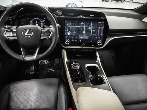 Used 2024 Lexus RZ 300e Premium w/ Technology Package image 17