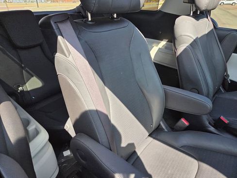 Used 2024 Kia Carnival SX Prestige image 46