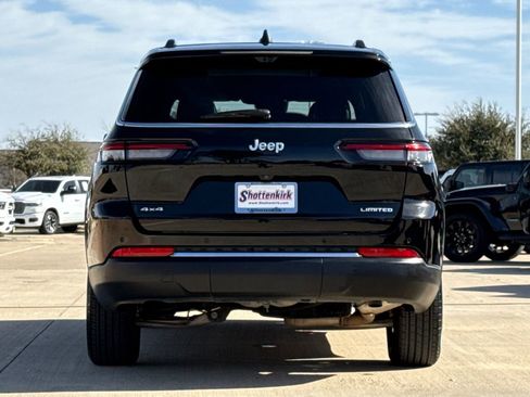 Used 2024 Jeep Grand Cherokee L Limited w/ Luxury Tech Group II image 7