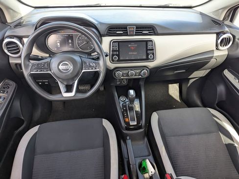 Used 2021 Nissan Versa SV FWD image 27