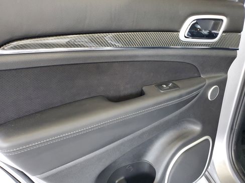 Used 2021 Jeep Grand Cherokee SRT AWD/4WD image 14