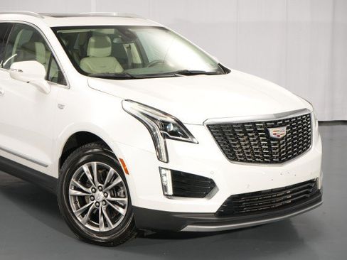 Used 2021 Cadillac XT5 Premium Luxury AWD/4WD image 9