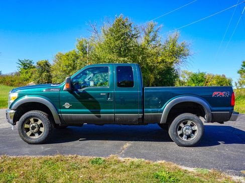 Used 2012 Ford F350 Lariat w/ FX4 Off Road Pkg image 6