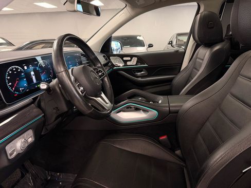Used 2020 Mercedes-Benz GLS 450 4MATIC image 7
