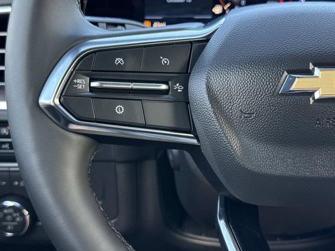 New 2026 Chevrolet Suburban Premier RWD image 6