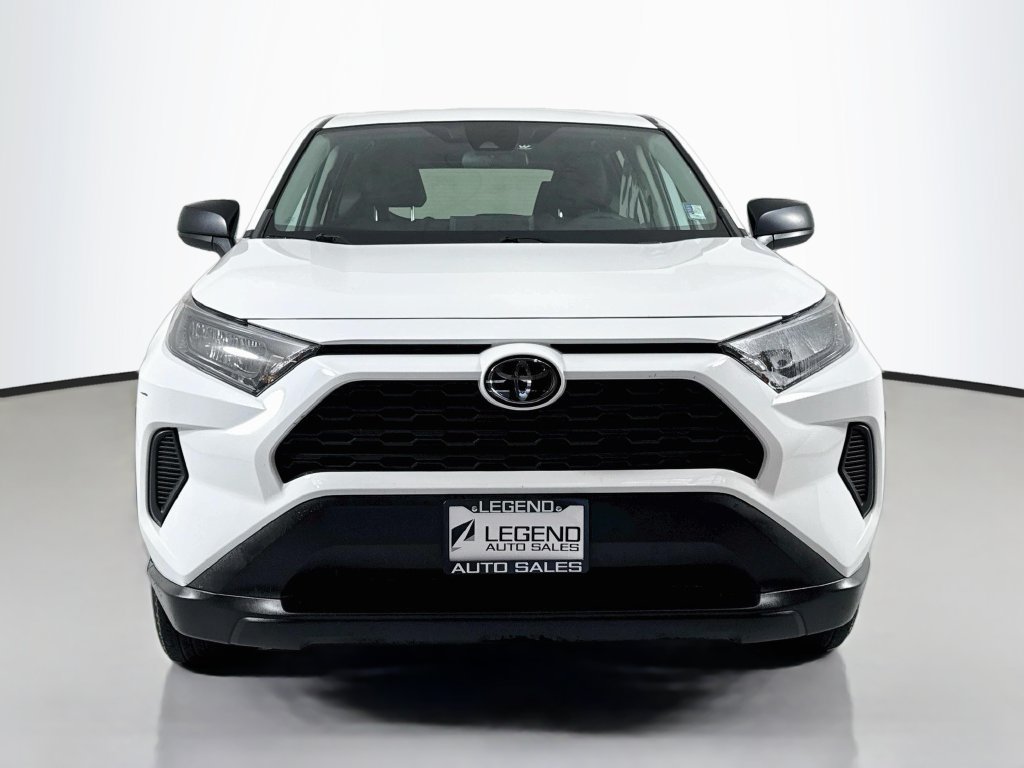 Used 2022 Toyota RAV4 LE AWD/4WD image 3