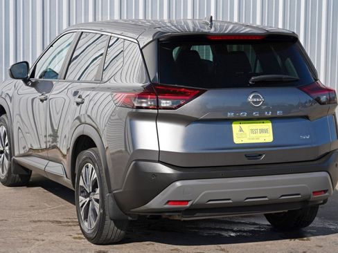 Used 2023 Nissan Rogue SV image 42