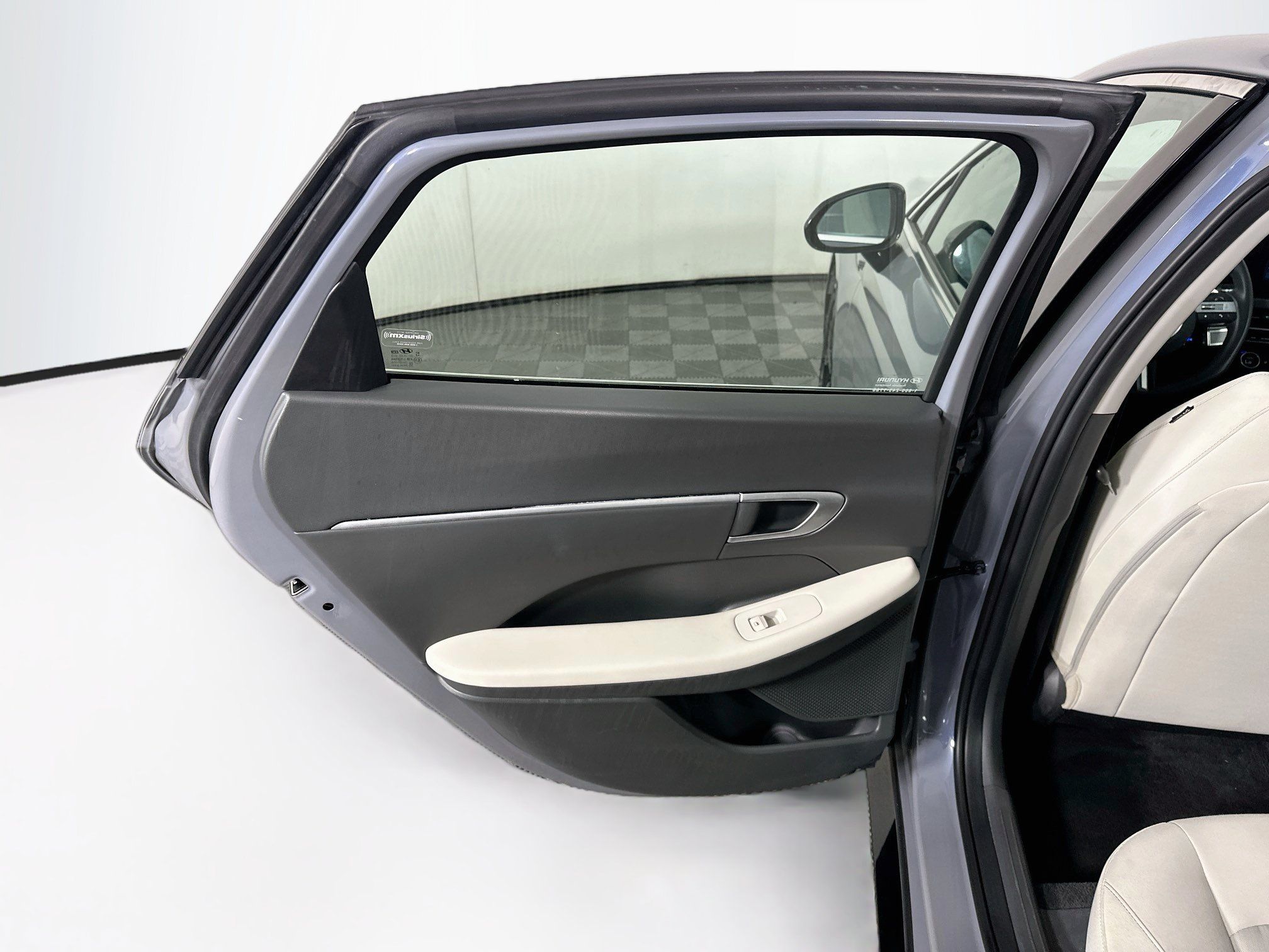 Used 2025 Hyundai Sonata SEL FWD image 26