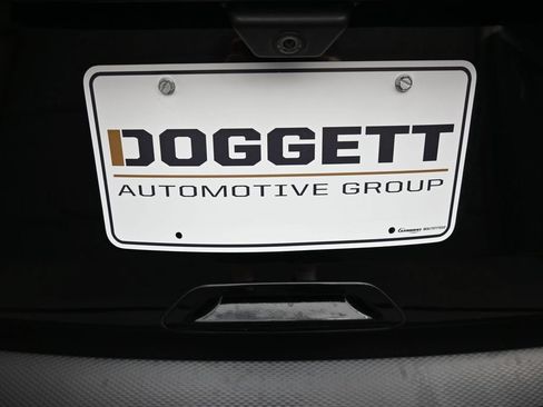 Used 2021 Ford Escape SE w/ SE Sport Appearance Package FWD image 2