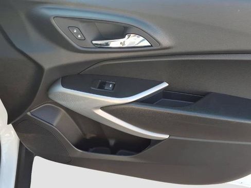 New 2026 Chevrolet Trax LS FWD image 9