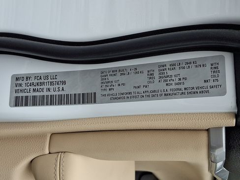 New 2026 Jeep Grand Cherokee L Limited AWD/4WD image 17