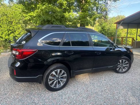 Used 2015 Subaru Outback 2.5i Limited w/ Popular Package #4 AWD/4WD image 6