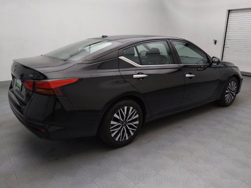 Used 2023 Nissan Altima 2.5 SV image 10