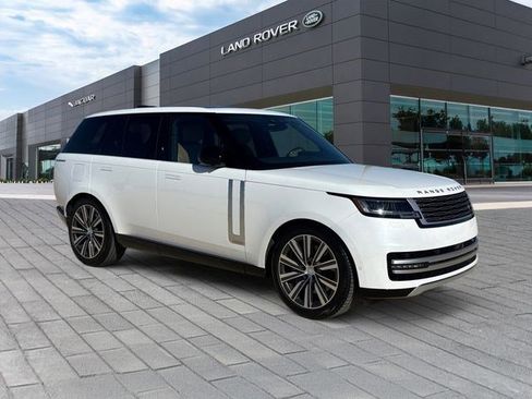 Used 2024 Land Rover Range Rover Autobiography image 7