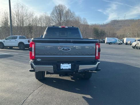 New 2026 Ford F250 Lariat w/ Chrome Package image 6
