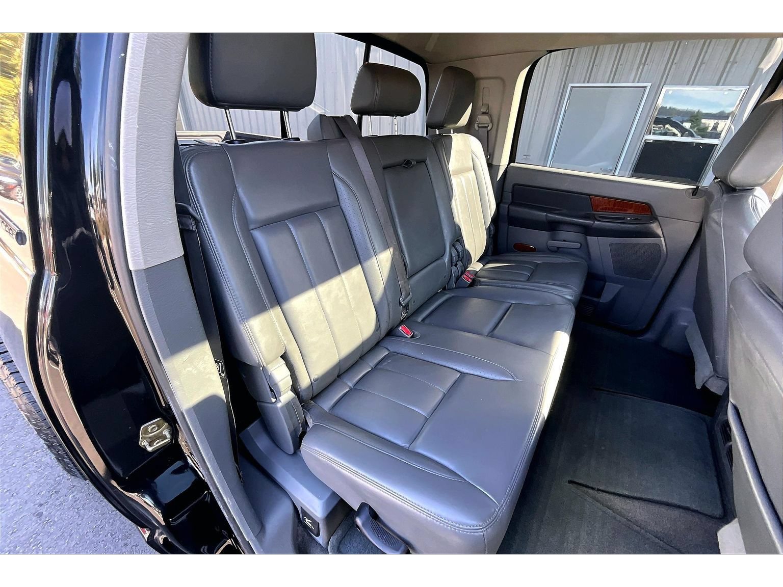 Used 2006 Dodge Ram 2500 Truck Laramie AWD/4WD image 27