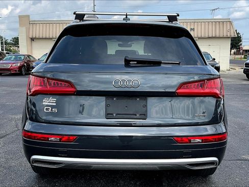 Used 2019 Audi Q5 2.0T Premium AWD/4WD image 5