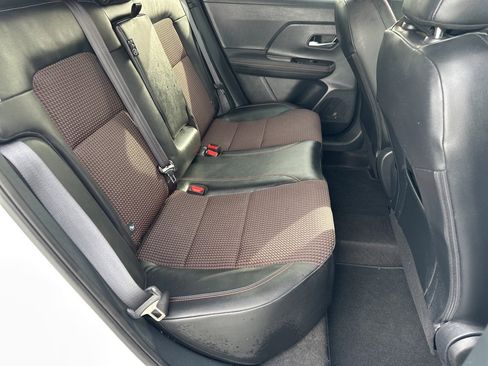 Used 2025 Nissan Kicks SR image 24