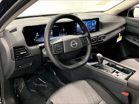 New 2027 Nissan Sentra SV w/ Floor Mat Package FWD image 7