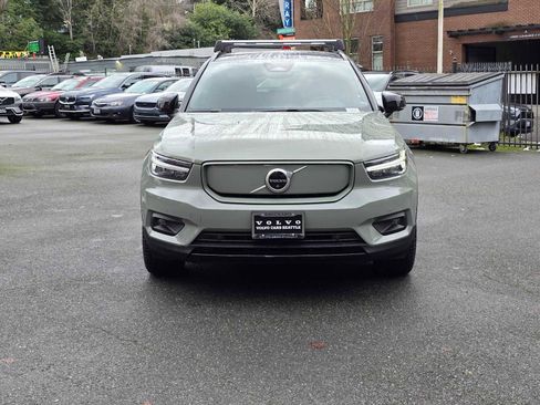 Certified 2022 Volvo XC40 P8 Recharge Ultimate image 9