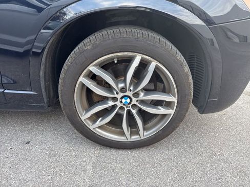 Used 2017 BMW X3 xDrive28i image 3