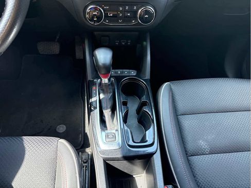 Used 2021 Chevrolet TrailBlazer RS w/ Convenience Package image 21