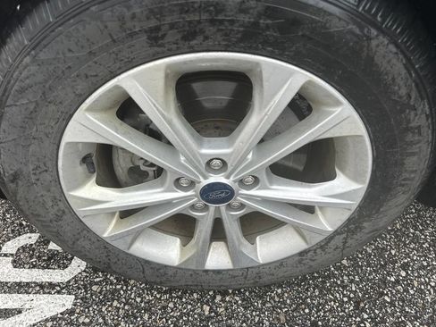 Used 2019 Ford Escape SE AWD/4WD image 47