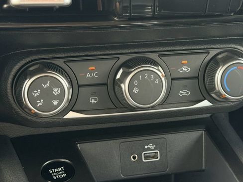Used 2025 Nissan Kicks S FWD image 17