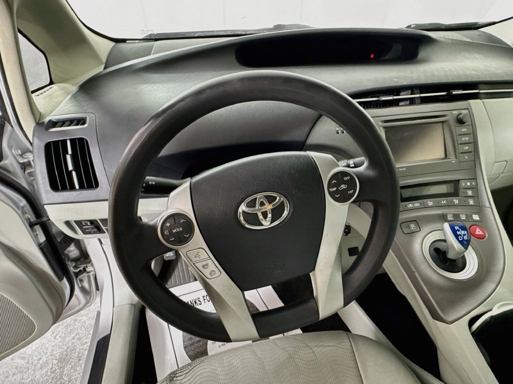 Used 2014 Toyota Prius Three FWD image 11
