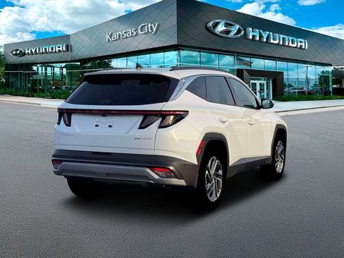 New 2026 Hyundai Tucson Limited w/ Tow & Go Package AWD/4WD image 7