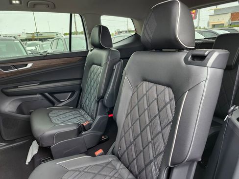 New 2026 Volkswagen Atlas SEL Premium R-Line AWD/4WD image 11