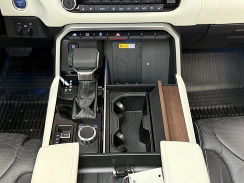 Used 2022 Toyota Tundra Capstone image 24