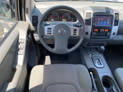 Used 2021 Nissan Frontier SV AWD/4WD image 24