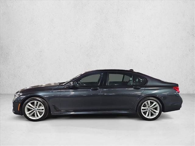 Used 2017 BMW ALPINA B7 xDrive AWD/4WD image 9