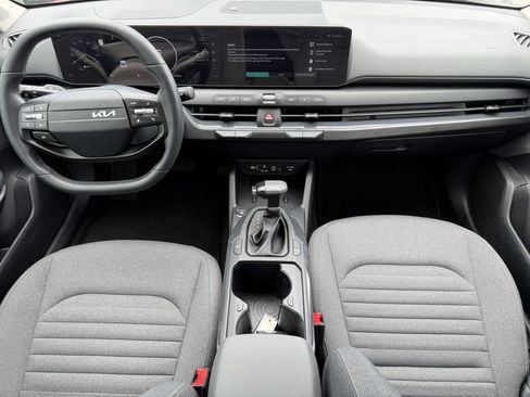 Certified 2025 Kia K4 EX FWD image 16