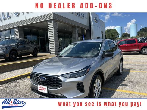 Used 2023 Ford Escape Active w/ Cold Weather Package FWD image 1