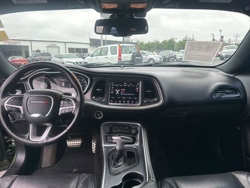 Used 2018 Dodge Challenger GT w/ Driver Convenience Group image 23