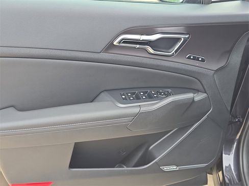New 2026 Kia Sportage SX image 20