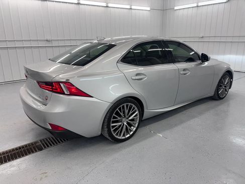 Used 2014 Lexus IS 250 RWD image 6