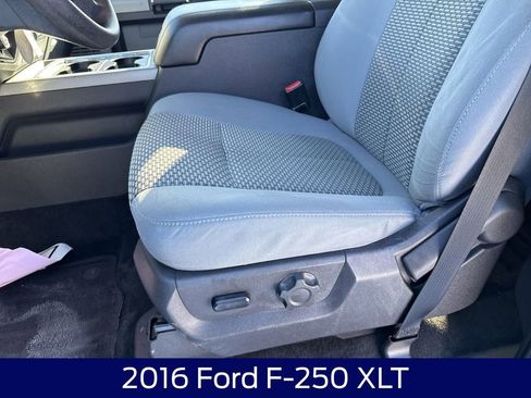 Used 2016 Ford F250 XLT w/ XLT Value Package image 13