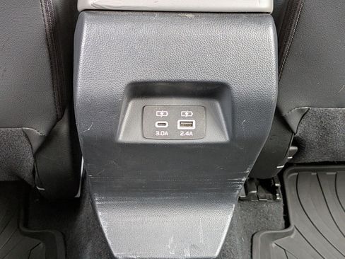 Used 2024 Subaru Crosstrek 2.0i Premium image 13