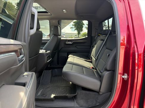 Used 2021 Chevrolet Silverado 1500 LT Trail Boss AWD/4WD image 29