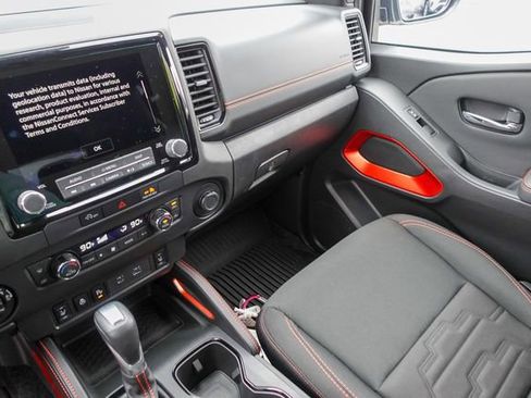 Used 2024 Nissan Frontier PRO-4X w/ Pro Convenience Package image 24