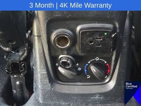 Used 2022 Ford Transit Connect XLT FWD image 19