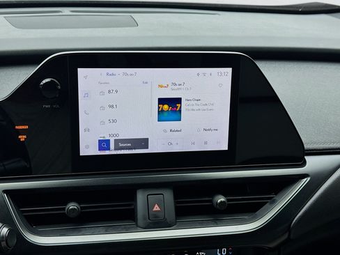 Used 2023 Lexus UX 250h FWD w/ Accessory Package (Z1) image 11