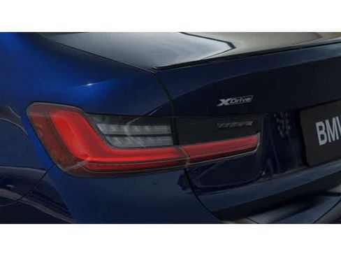 New 2026 BMW 330i xDrive Sedan w/ M Sport Package AWD/4WD image 8