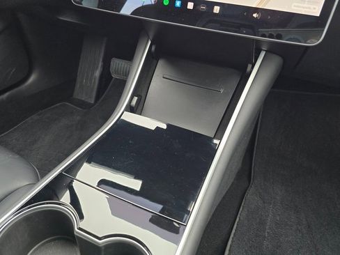 Used 2019 Tesla Model 3 Long Range image 28