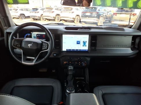 Used 2024 Ford Bronco Big Bend image 16