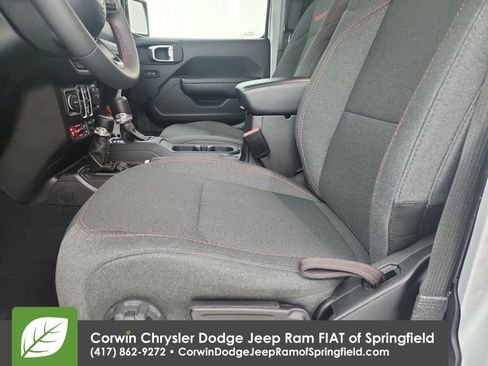 Certified 2024 Jeep Wrangler Unlimited Rubicon image 20