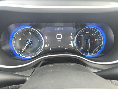 New 2026 Chrysler Pacifica Select AWD/4WD image 21